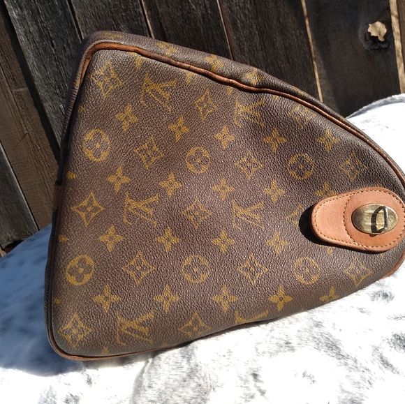 SOLD - Picture 3 of 11